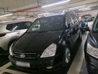 Gebraucht Kia Carnival 185 PS (136 kW) 2009 Schwarz Van / Kleinbus