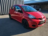 Gebraucht Toyota Aygo 68 PS (50 kW) 2010 Rot Kleinwagen