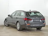 Gebraucht BMW 530e Sport Line 292 PS (214 kW) 2024 Sophistograu brillanteffekt Kombi