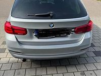 Gebraucht BMW 318 150 PS (110 kW) 2016 Grau Kombi