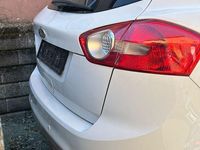 Gebraucht Ford Kuga Titanium 163 PS (119 kW) 2011 Weiß SUV