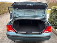 Gebraucht Ford Focus Ghia 120 PS (88 kW) 2002 Grün Limousine