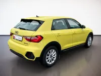 Gebraucht Audi A1 Ambiente 95 PS (69 kW) 2022 Pythongelb SUV