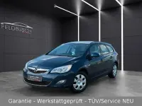 Gebraucht Opel Astra 101 PS (74 kW) 2012 Andere Limousine