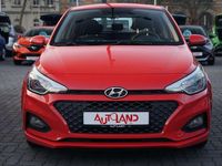 Gebraucht Hyundai i20 Select 75 PS (55 kW) 2019 Rot Kleinwagen