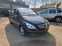 Gebraucht Mercedes B200 140 PS (102 kW) 2006 Schwarz Van / Kleinbus
