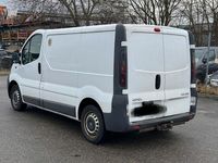 Gebraucht Opel Vivaro 82 PS (60 kW) 2006 Weiß Van / Kleinbus