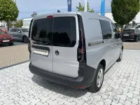 Usata VW Caddy 122 CV (89 kW) 2022 Argento Monovolume
