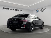 Gebraucht BMW 540 M Sport 303 PS (222 kW) 2025 Schwarz Limousine