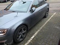 Gebraucht Audi A4 190 PS (139 kW) 2019 Grau Limousine