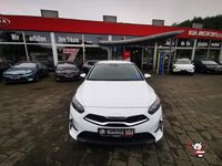 Neu Kia Ceed Style 140 PS (102 kW) 2025 Weiß Kleinwagen