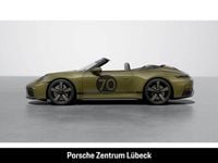Neu Porsche 992 541 PS (397 kW) 2026 Gruen Cabrio