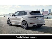 Gebraucht Porsche Cayenne Platinum Edition 462 PS (339 kW) 2023 Kreide SUV