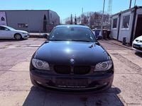 Gebraucht BMW 118 Advantage 143 PS (105 kW) 2011 Schwarz Kleinwagen