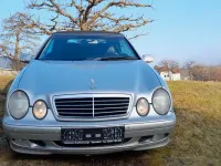 Gebraucht Mercedes CLK230 197 PS (144 kW) 2001 Silber Cabrio