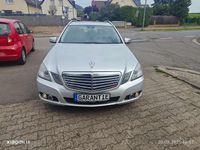 Gebraucht Mercedes E220 Elegance 170 PS (125 kW) 2011 Iridiumsilber  metalliclack Kombi
