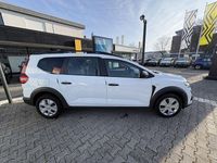 Gebraucht Dacia Jogger Expression 101 PS (74 kW) 2022 Weiß Van / Kleinbus