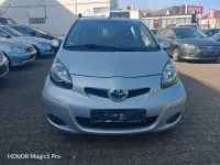 Gebraucht Toyota Aygo Cool 68 PS (50 kW) 2011 Silber Kleinwagen