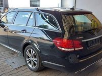 Gebraucht Mercedes E250 Avantgarde 204 PS (150 kW) 2016 Schwarz Limousine