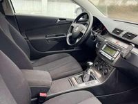 Gebraucht VW Passat Individual 105 PS (77 kW) 2008 Limousine