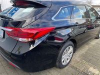 gebraucht Hyundai i40 Kombi 1.6 Classic