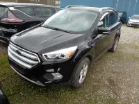 Gebraucht Ford Kuga Trend 120 PS (88 kW) 2017 Schwarz SUV