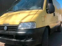 Second-hand Fiat Ducato 110 CP (80 kW) 2003 Galben Van