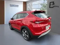 Gebraucht Hyundai Tucson Style 177 PS (130 kW) 2017 Rot SUV