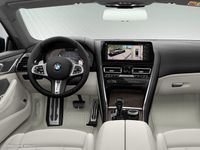 Gebraucht BMW 840 Performance 340 PS (250 kW) 2025 Carbonschwarz metallic Coupé