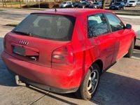 Gebraucht Audi A3 Attraction 101 PS (74 kW) 1998 Rot Kleinwagen