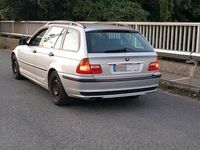 gebraucht BMW 318 d Touring e46 (Defekt)