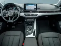 Second-hand Audi A4 150 CP (110 kW) 2022 Negru Break