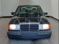 Gebraucht Mercedes E300 158 PS (116 kW) 1989 Blau Limousine