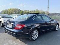 Gebraucht Mercedes C250 204 PS (150 kW) 2011 Blau Coupé