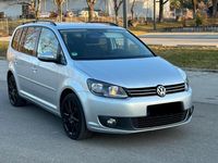 Gebraucht VW Touran 140 PS (102 kW) 2015 Silber Van / Kleinbus