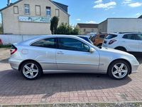 Gebraucht Mercedes C200 122 PS (89 kW) 2006 Iridiumsilber  metalliclack Coupé