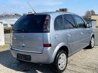 Gebraucht Opel Meriva Edition 105 PS (77 kW) 2008 Silber Van / Kleinbus