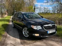 Gebraucht Skoda Superb 180 PS (132 kW) 2011 Kombi