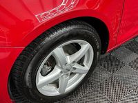 Gebraucht VW Eos 122 PS (89 kW) 2012 Rot Cabrio