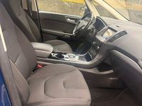 Gebraucht Ford S-MAX Titanium 150 PS (110 kW) 2019 Blau Van / Kleinbus