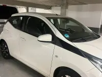 Gebraucht Toyota Aygo 75 PS (55 kW) 2019 Weiß Kleinwagen
