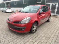 Gebraucht Renault Clio III 86 PS (63 kW) 2006 Rot Kleinwagen
