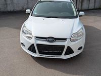 Gebraucht Ford Focus Trend 101 PS (74 kW) 2012 Weiß Limousine