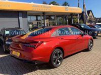 gebraucht Hyundai Elantra 1,6 Automatik/ NAVI/ SCHIEBEDACH/ KAMERA