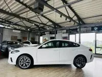 Gebraucht BMW 220 Performance 163 PS (119 kW) 2025 Alpinweiss iii Limousine