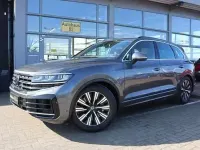 Gebraucht VW Touareg Elegance 381 PS (280 kW) 2023 Grau SUV