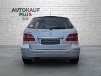 Usata Mercedes B150 95 CV (69 kW) 2008 Argento Monovolume