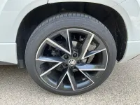 Gebraucht Skoda Karoq SportLine 190 PS (139 kW) 2024 Weiß SUV