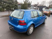 Gebraucht VW Golf IV 105 PS (77 kW) 2000 Blau Kleinwagen