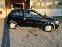Używany Opel Corsa Eco 60 KM (44 kW) 2004 Czarny Hatchback